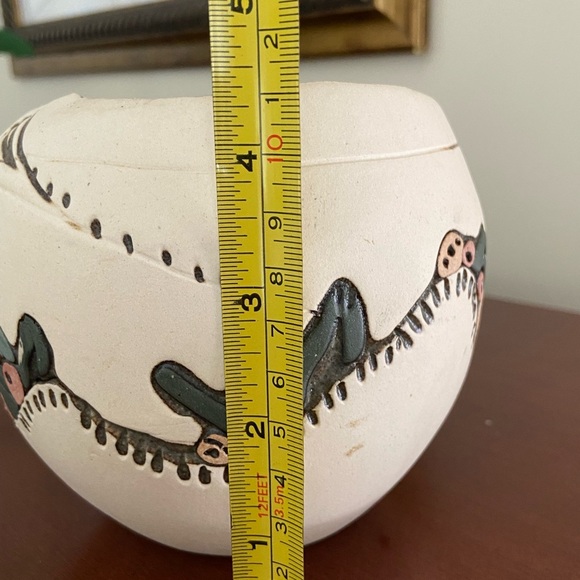 Native American Southwestern Hand Thrown Artist Signed Landscape Vase Bowl Pot - Picture 9 of 10